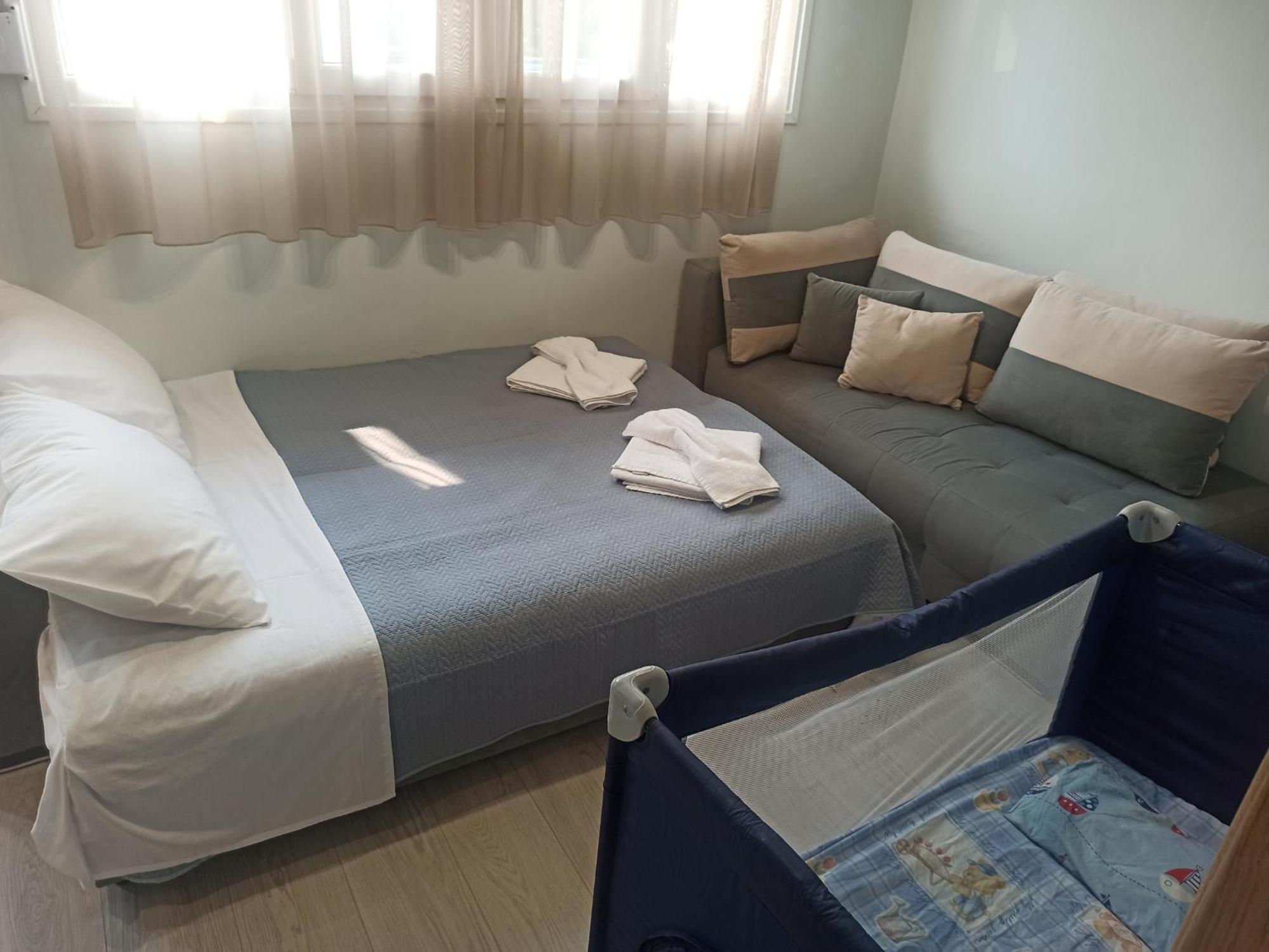 Axas Apartments Michaniona Extérieur photo